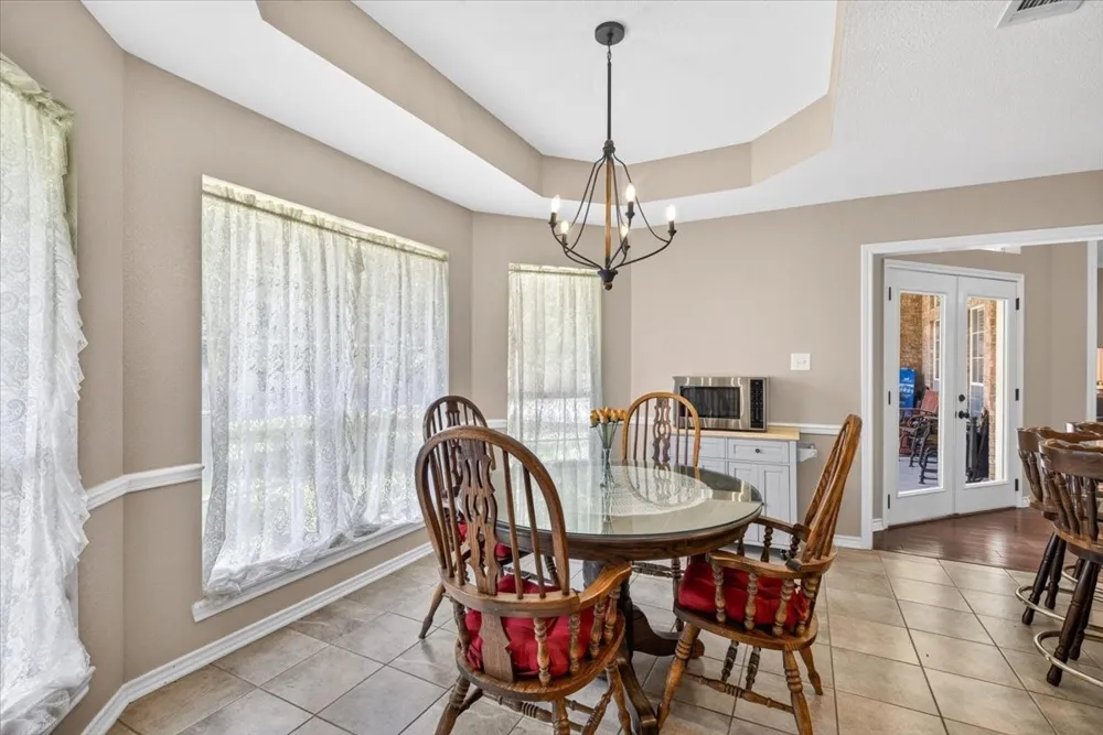 18400 Woodhollow Drive Flint, TX 75762