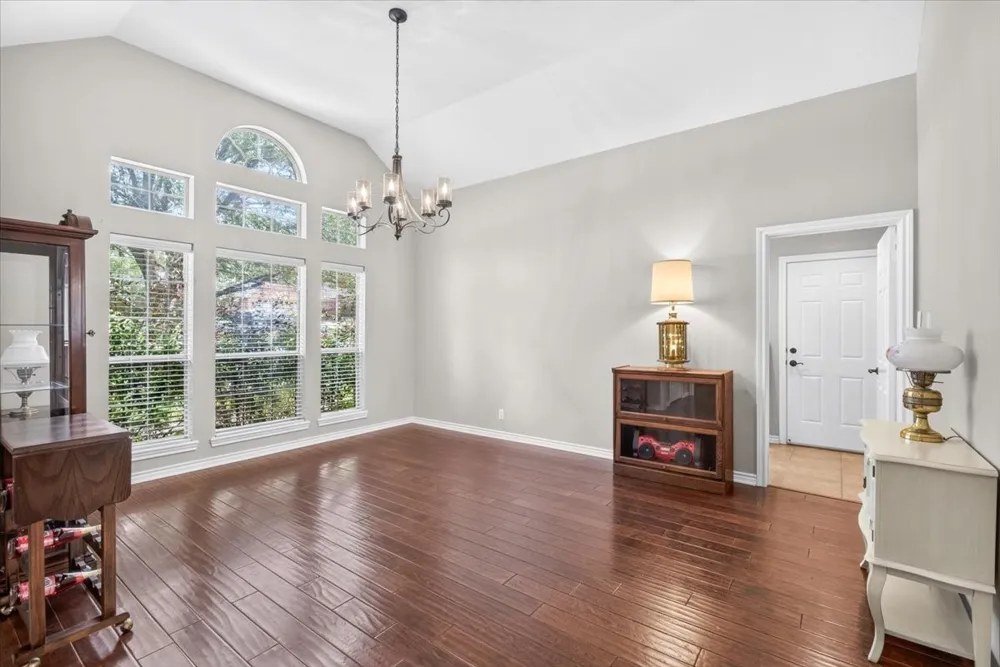 18400 Woodhollow Drive Flint, TX 75762