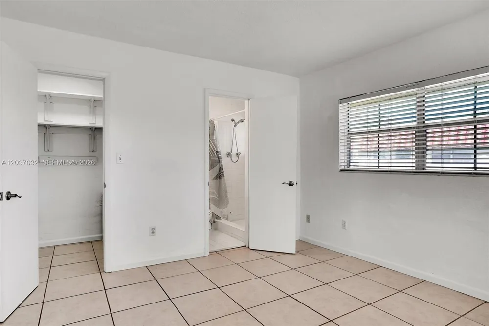 Address Not Shown Pinecrest, FL 33156