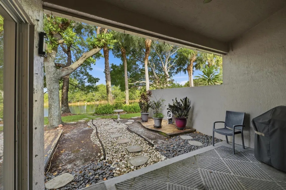 5673 NW 117th Avenue Coral Springs, FL 33076