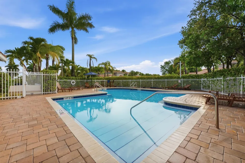 5673 NW 117th Avenue Coral Springs, FL 33076
