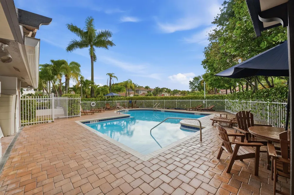 5673 NW 117th Avenue Coral Springs, FL 33076