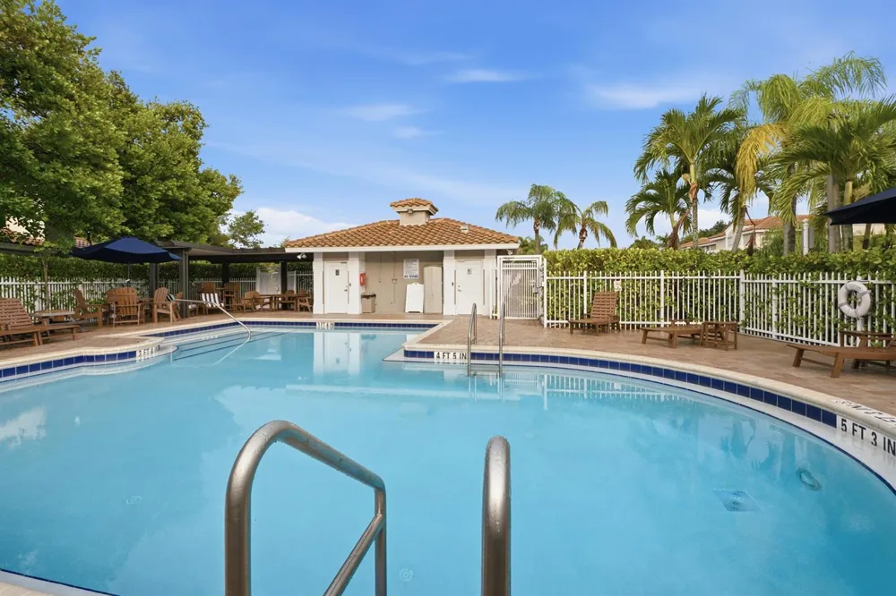 5673 NW 117th Avenue Coral Springs, FL 33076