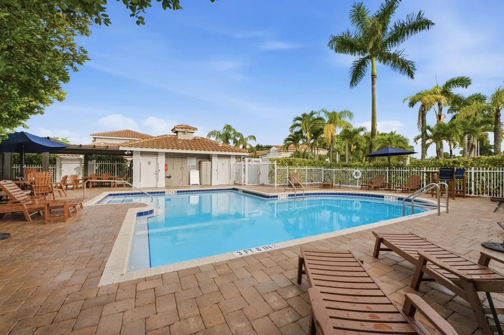 5673 NW 117th Avenue Coral Springs, FL 33076