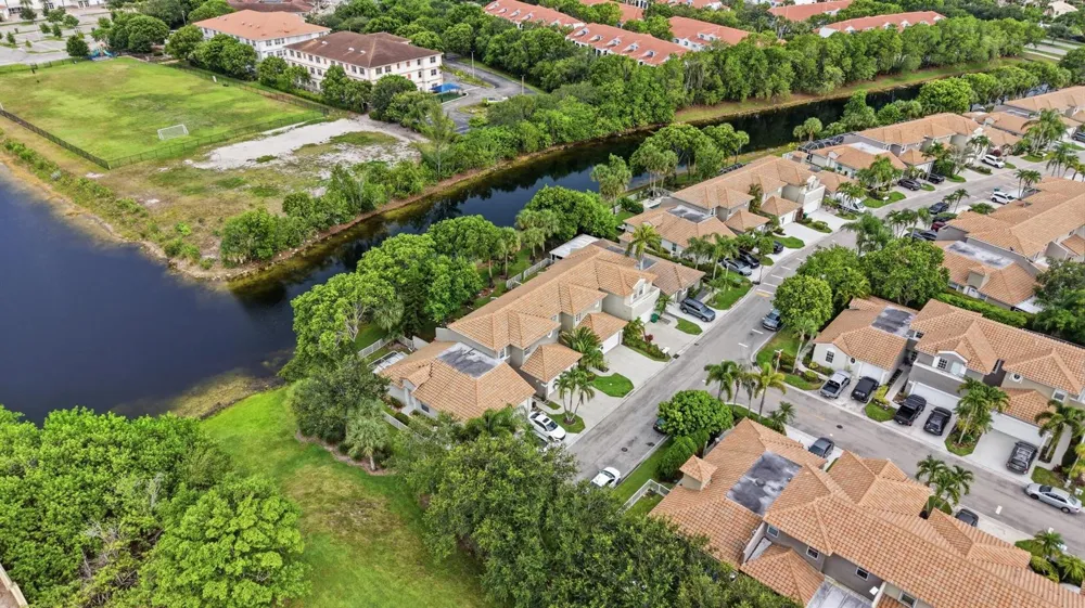 5673 NW 117th Avenue Coral Springs, FL 33076