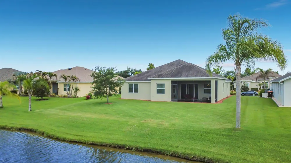 728 Fortunella Circle SW Vero Beach, FL 32968
