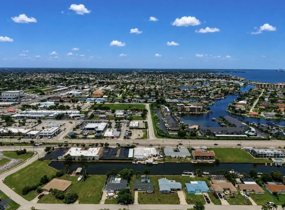 1729 BIKINI COURT Cape Coral, FL 33904