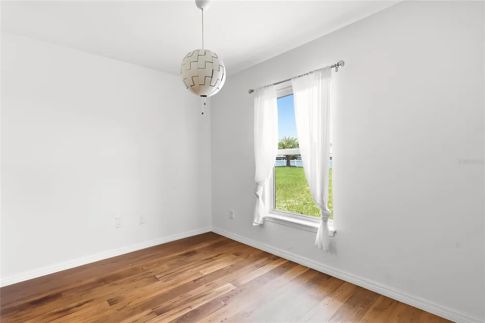 184 ELEUTHERA DRIVE Lake Alfred, FL 33850