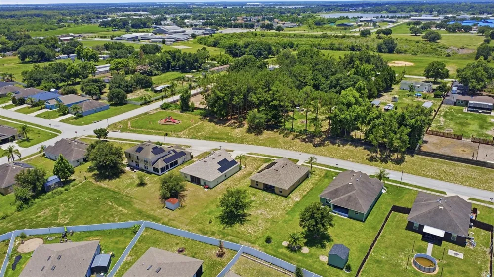 184 ELEUTHERA DRIVE Lake Alfred, FL 33850
