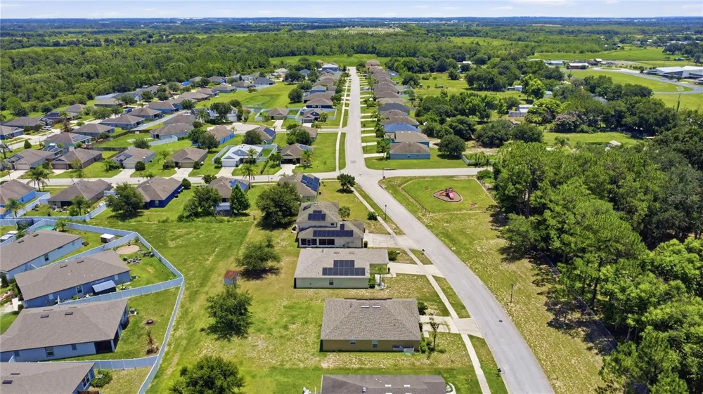184 ELEUTHERA DRIVE Lake Alfred, FL 33850
