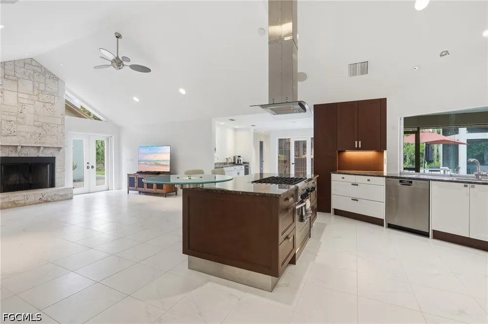 Shamrock Drive Fort Myers, FL 33912