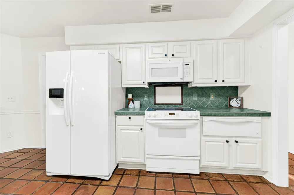 1908 Edgewater Drive Plano, TX 75075