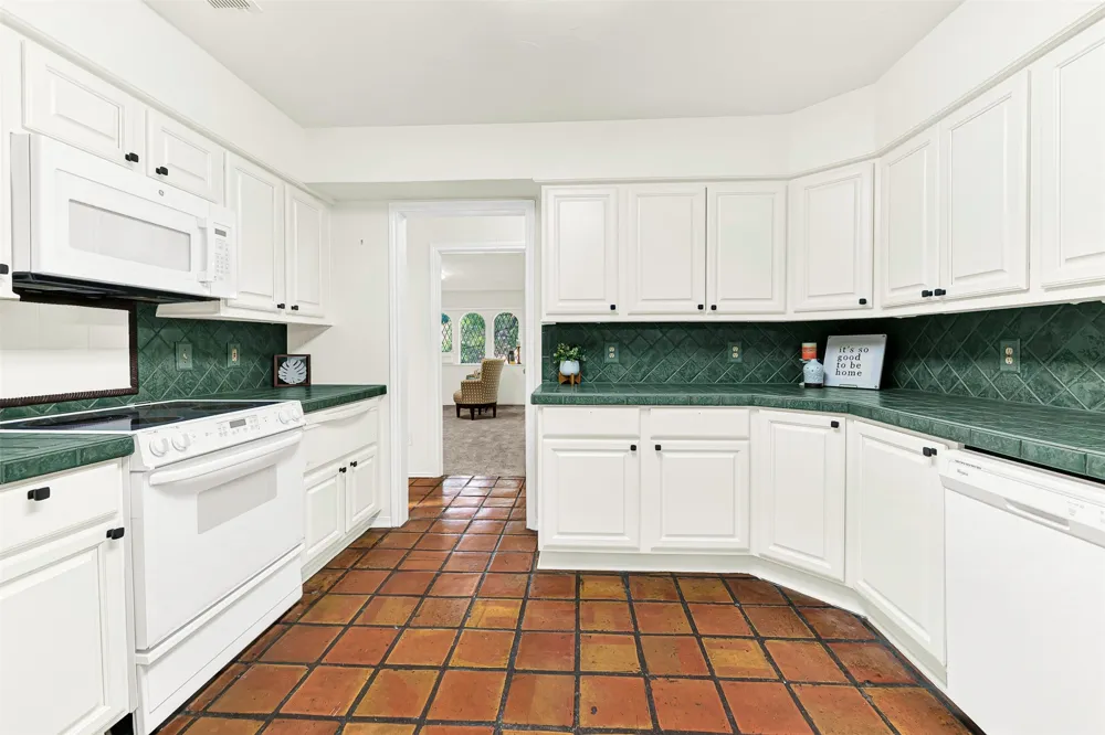 1908 Edgewater Drive Plano, TX 75075