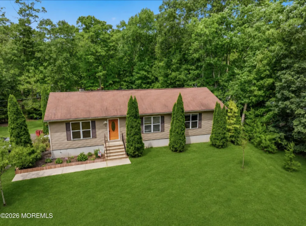 46 Cape May Avenue Dorothy, NJ 08317