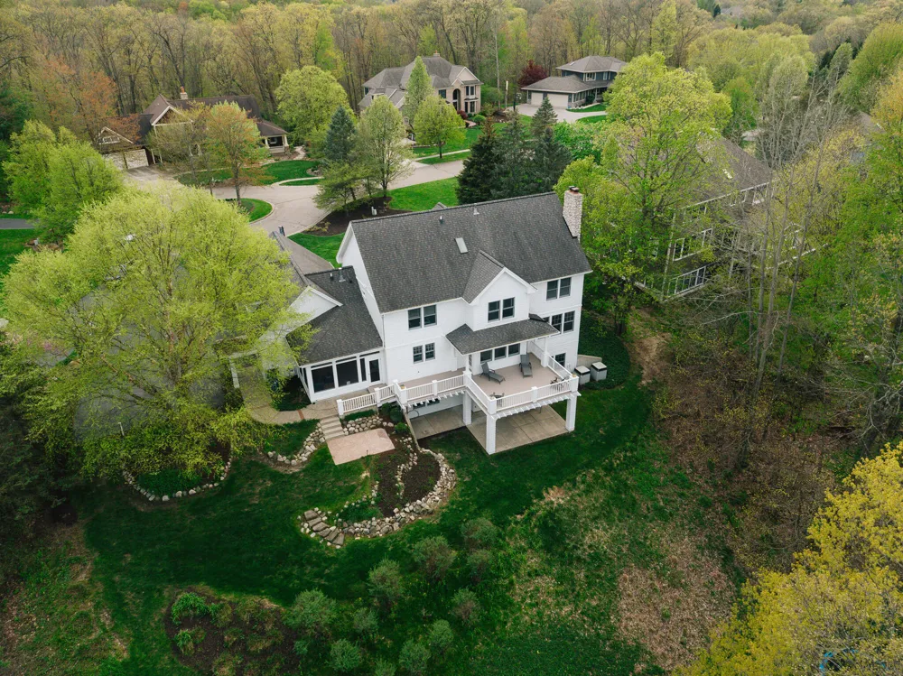 1670 Flowers Crossing Drive NE Grand Rapids Charter Township, MI 49525