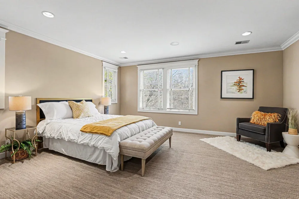 1670 Flowers Crossing Drive NE Grand Rapids Charter Township, MI 49525
