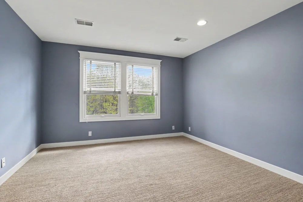 1670 Flowers Crossing Drive NE Grand Rapids Charter Township, MI 49525