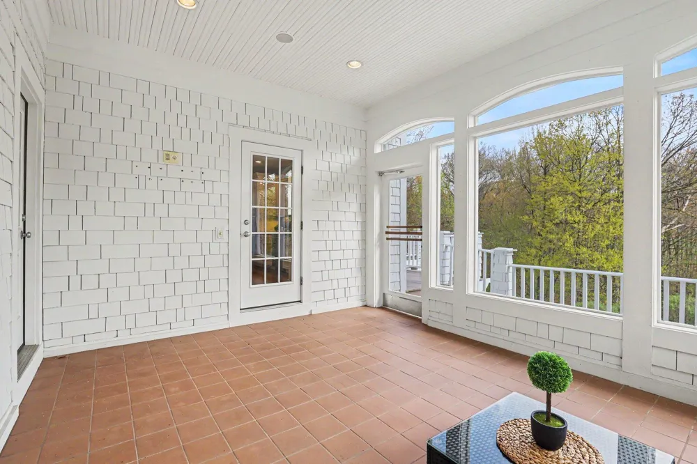 1670 Flowers Crossing Drive NE Grand Rapids Charter Township, MI 49525