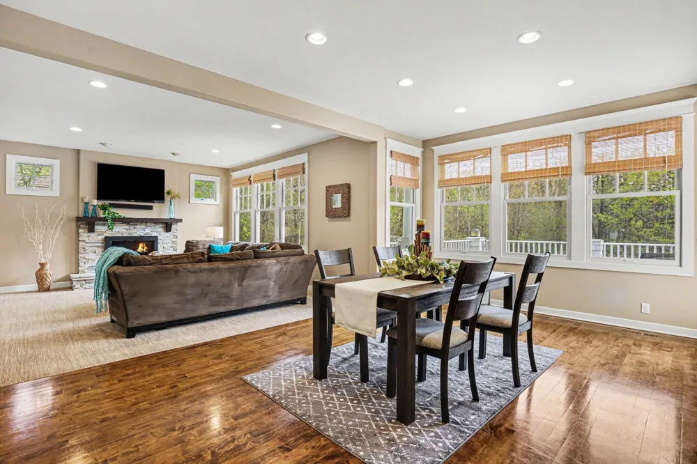 1670 Flowers Crossing Drive NE Grand Rapids Charter Township, MI 49525
