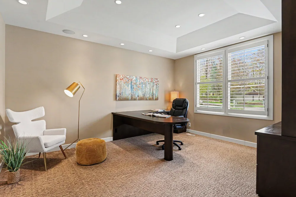 1670 Flowers Crossing Drive NE Grand Rapids Charter Township, MI 49525
