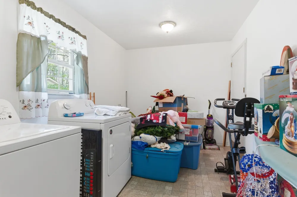 2809 Skyview Dr Centerville, TN 37033