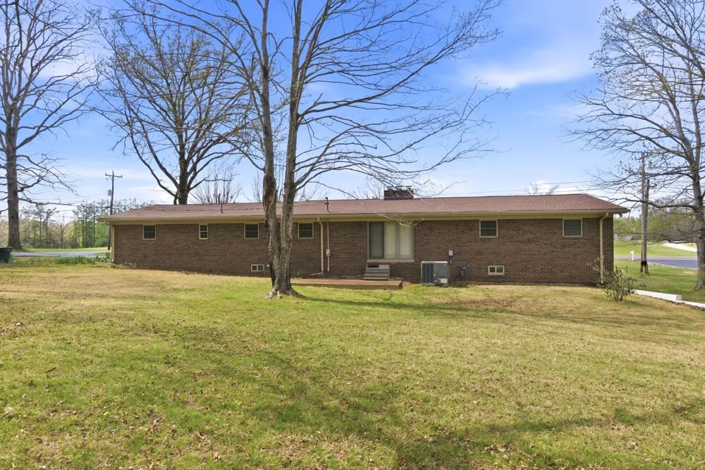 2809 Skyview Dr Centerville, TN 37033