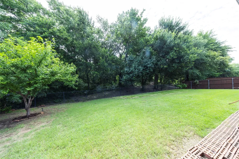 220 Justin Road Murphy, TX 75094