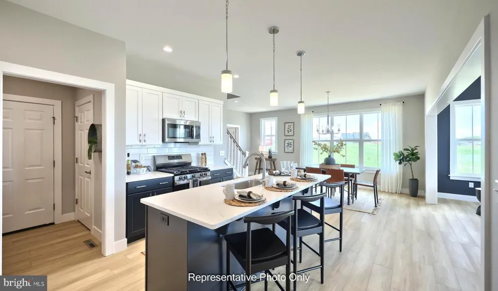 536 STONE GATE BOULEVARD Annville, PA 17003