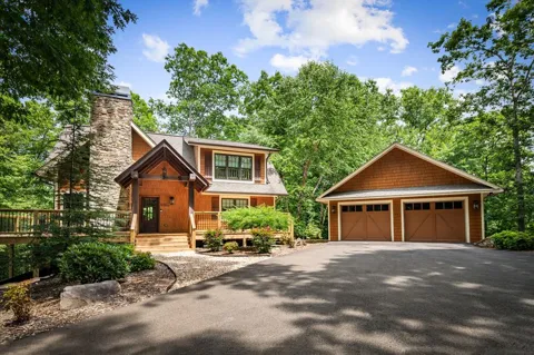 2634 Mountain Tops Road