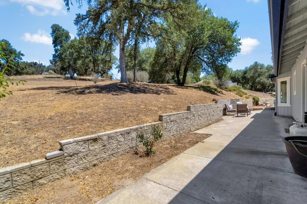 41820 Dillon Circle Ahwahnee, CA 93601