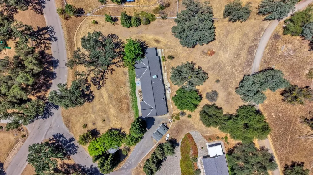 41820 Dillon Circle Ahwahnee, CA 93601