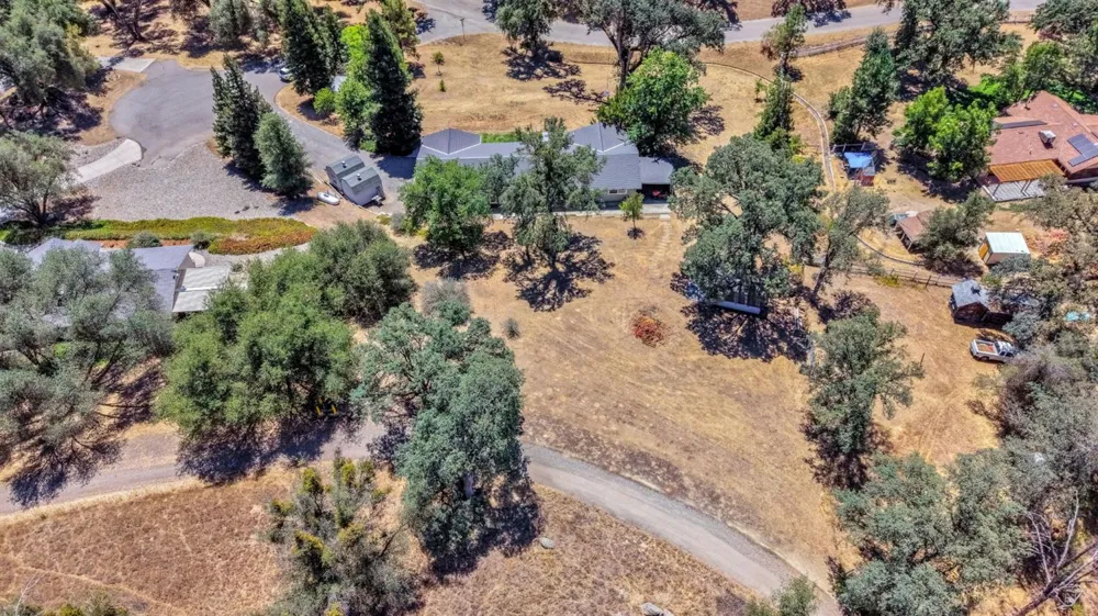 41820 Dillon Circle Ahwahnee, CA 93601
