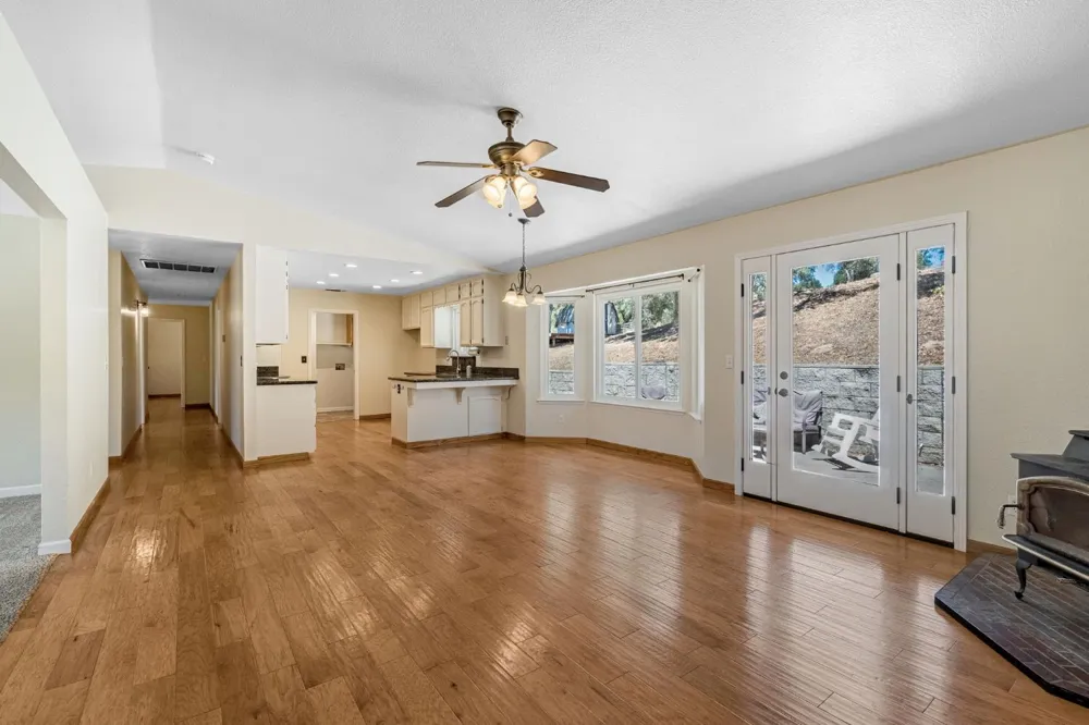 41820 Dillon Circle Ahwahnee, CA 93601