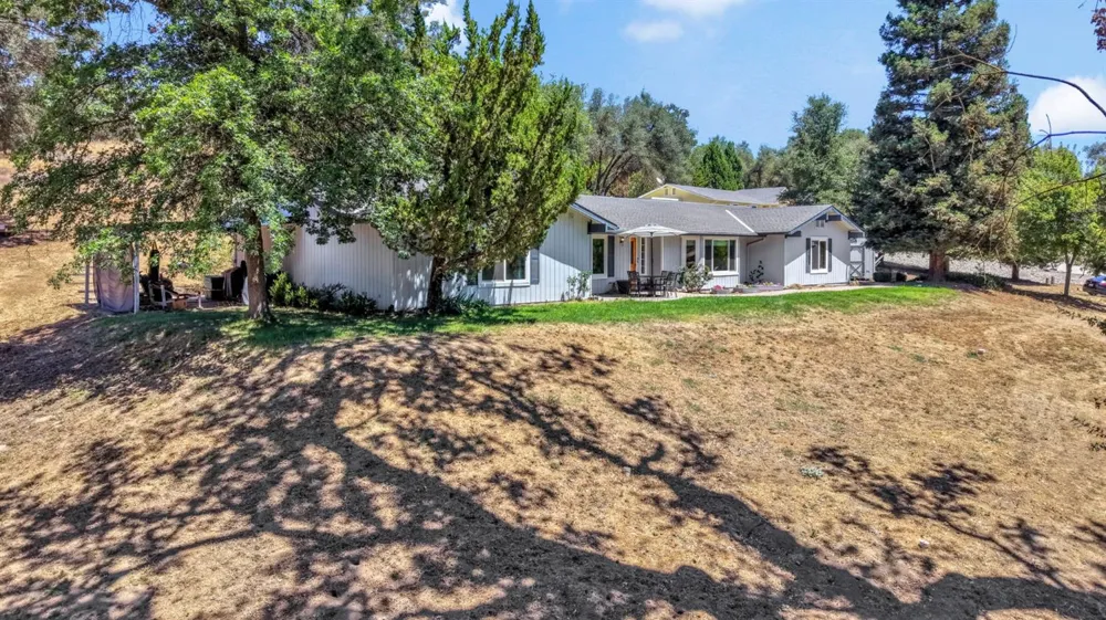 41820 Dillon Circle Ahwahnee, CA 93601