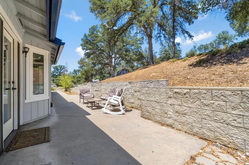 41820 Dillon Circle Ahwahnee, CA 93601