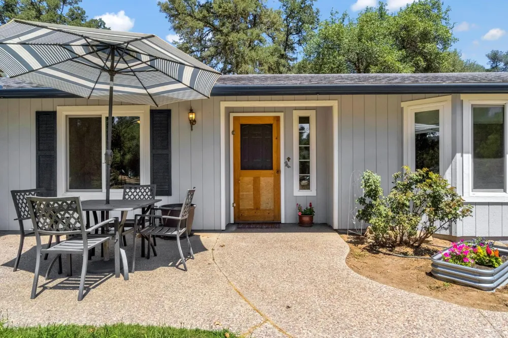 41820 Dillon Circle Ahwahnee, CA 93601