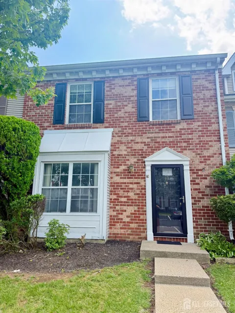 13 Dartmouth Way