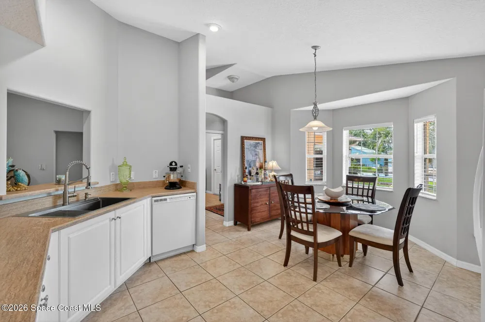 39 Wheeling Lane Palm Coast, FL 32164
