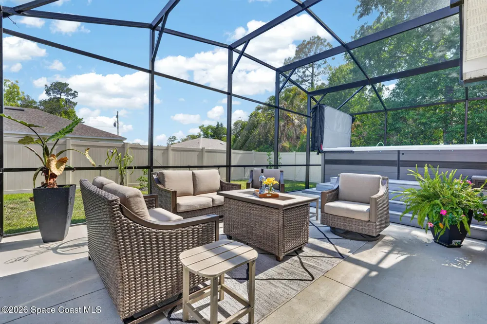 39 Wheeling Lane Palm Coast, FL 32164