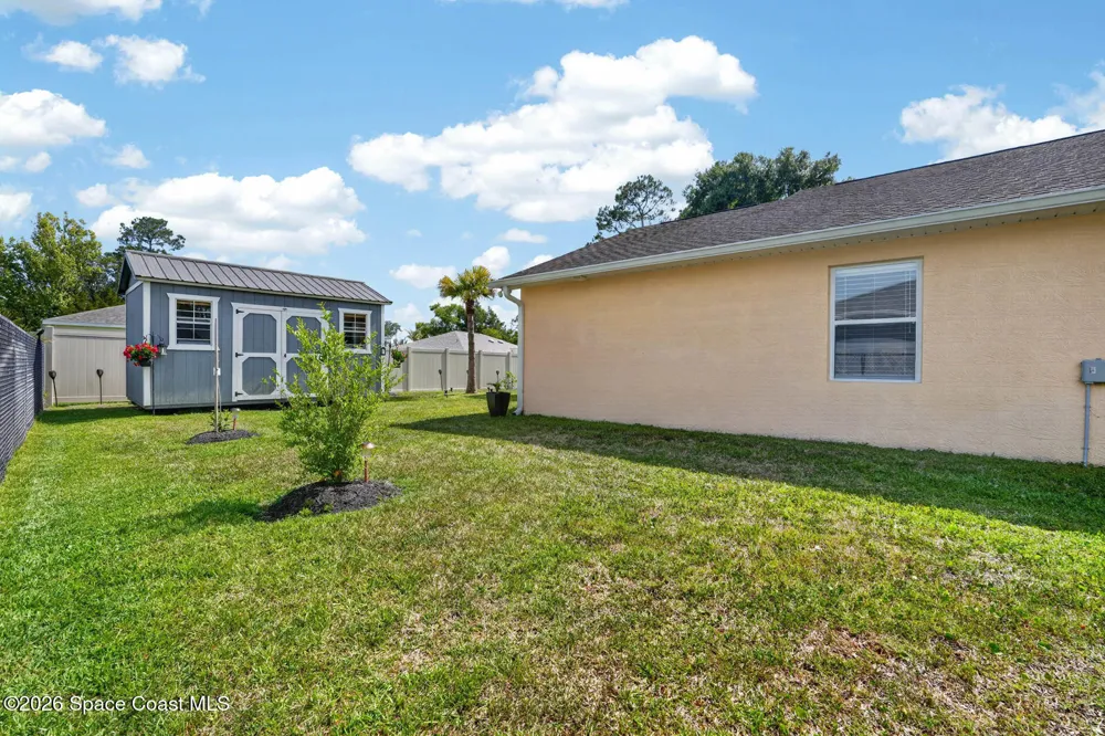39 Wheeling Lane Palm Coast, FL 32164