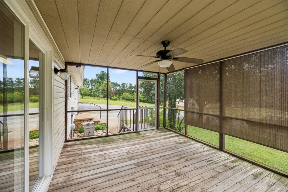 187 Burns Lane Benton, TN 37307