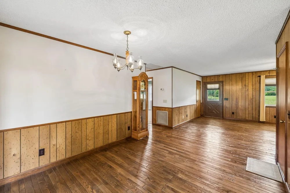 187 Burns Lane Benton, TN 37307