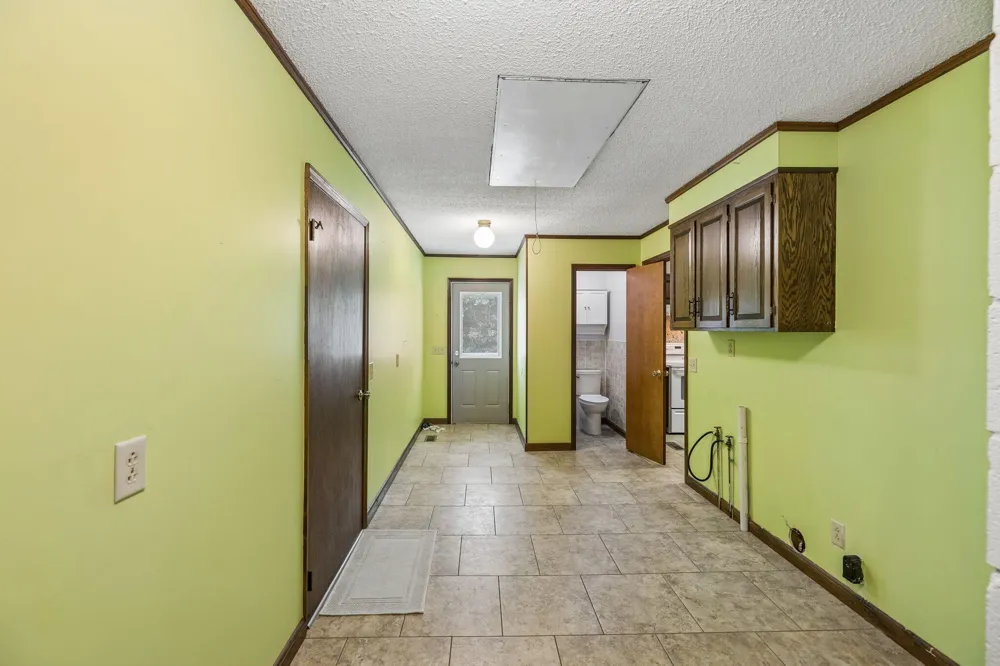 187 Burns Lane Benton, TN 37307