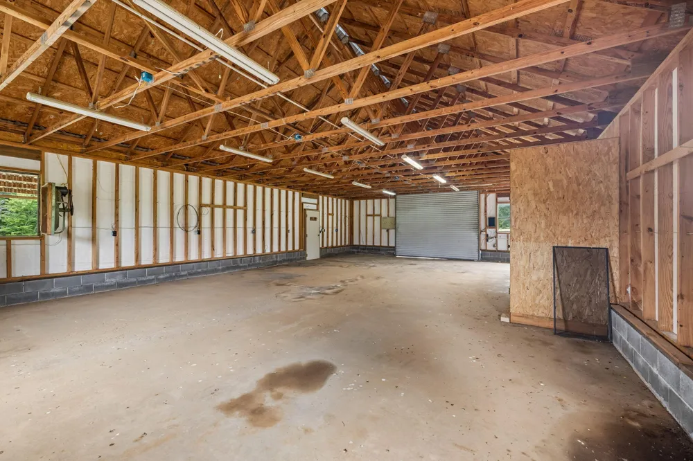 187 Burns Lane Benton, TN 37307