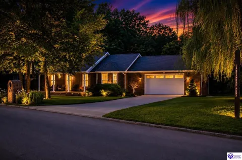 489 Lakeshore Parkway