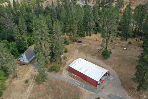 48600 Highway 101 Highway