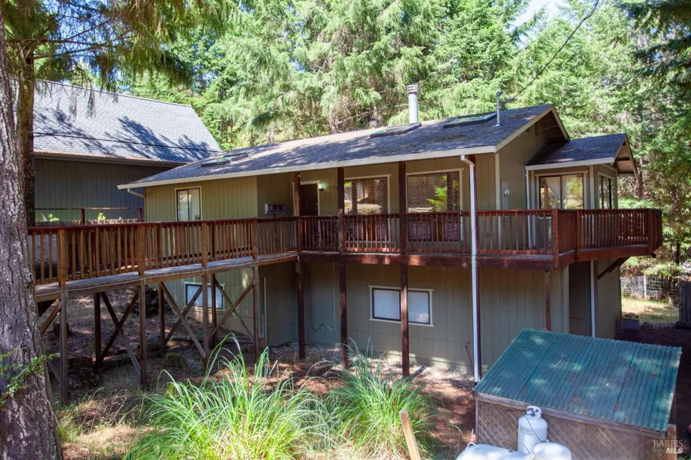 25071 Goose Lane Willits, CA 95490