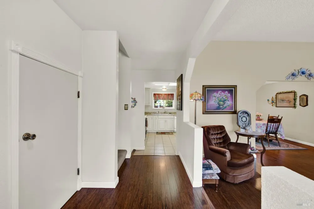 214 Gentry Circle Vacaville, CA 95687