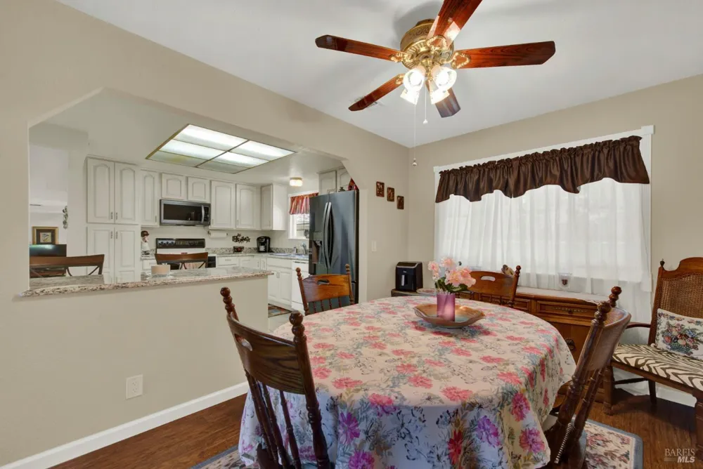 214 Gentry Circle Vacaville, CA 95687
