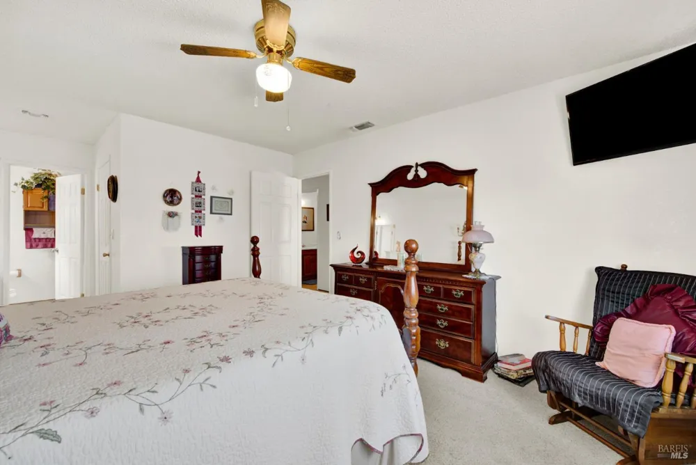 214 Gentry Circle Vacaville, CA 95687
